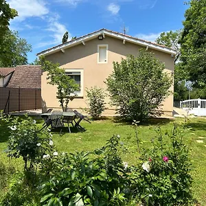 https://maison-confit.midi-pyreneeshotels.com