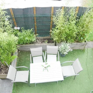 https://t2-au-calme.hotels-rhonealpes.com